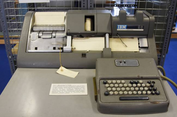 IBM punch card machine